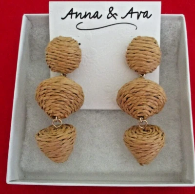 NUEVO, Pendientes Naturales Anna y Ava con Aspecto Tejido, 3 Secciones, Precio de venta sugerido por el fabricante fue de $40 Foto 1 de 4
