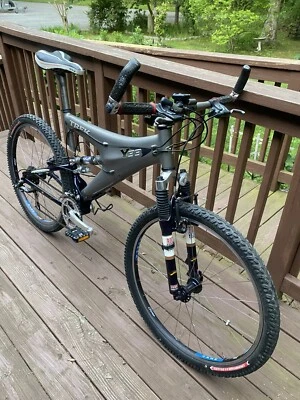 Trek Y33 OCLV Carbon  19”x 23” Large Mountain Bike Shimano Deore Bontrager Seat - Image 1 of 4
