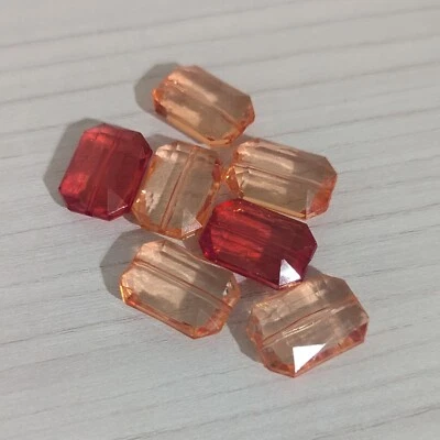 Cuentas rectangulares de plástico facetadas en naranja y rojo 7 unidades Foto 1 de 2