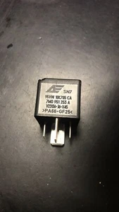 Audi A3, S3 (8L) 2002 Other relay 7M0951253A - Picture 1 of 1