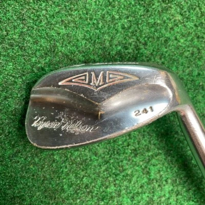 MacGregor Byron Nelson 241 Sand Iron SW MacGregor S-flex Lamkin Sure-Tac grip RH - Image 1 of 4