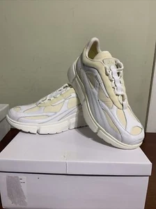 J. Lindeberg Sane Runner Sneakers Mens 43 US 10 white cream NEW in BOX FMAC02978 - Picture 1 of 8