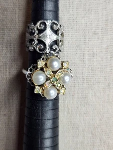 Vintage Sarah Coventry verstellbare Ringe Set mit 2 Perlen Cluster & filigran Größe 6-7 - Bild 1 von 10