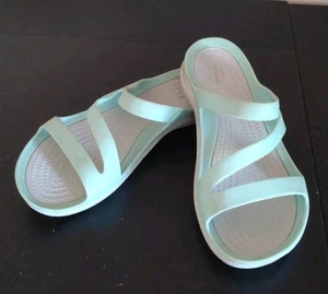 Crocs W5 Badelatschen 35/36 - Bild 1 von 11