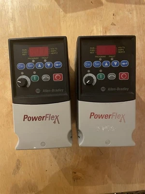 Allen-Bradley PowerFlex4 Variateur de Vitesse 0,4 KW - Photo 1/4