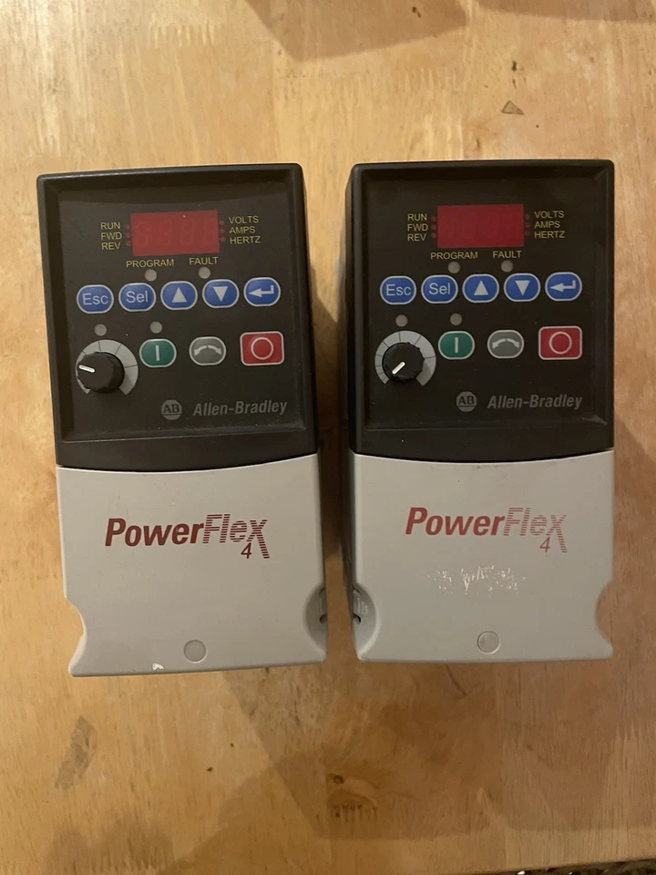 Allen-Bradley PowerFlex4 Variateur de Vitesse 0,4 KW - Photo 1/4