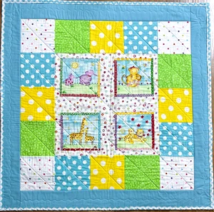 Edredón para bebé hecho a mano niños azul lunares animales retazos cuna 40" x 40" NUEVO - Imagen 1 de 4