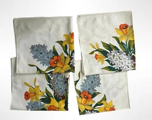 Vintage Floral Dinner Napkins Daffodil and Hyacinth Bouquet Set of Four - Picture 1 of 3