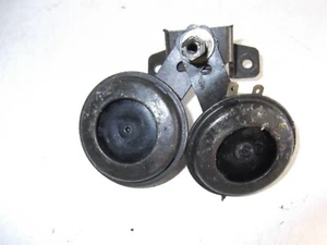 HONDA CB400 SUPER FOUR HORN AND BRACKET CB400 SUPER 4 - Picture 1 of 2