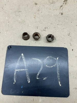 Dodge D100 D150 D350 1981 83 84 86 1987 brazo de dirección montaje cuña cuñas herrajes Foto 1 de 4