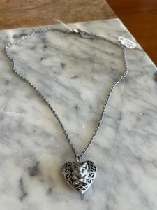 NEW Sweet Romance Adorable Cat Kitten Heart Locket Necklace USA - Picture 1 of 9