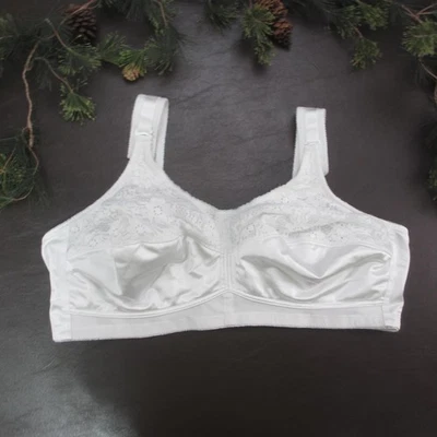 Бюстгальтер женский Jodee 46D белый стиль 3201 беспроводной кружевной атласный мягкий чашечка с карманами - Изображение 1 из 4