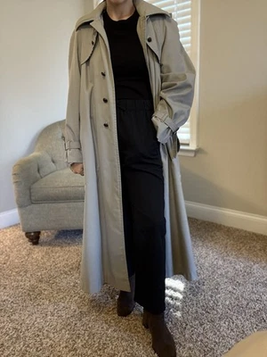 Vintage Long Trench Coat 90’s • old money - Image 1 of 4