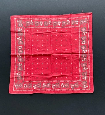 Vintage 1940s 50s Selvedge Cotton Faded Red Chevron Elephant Trunk Down Bandana - Image 1 of 4