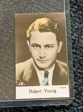 1935 Bridgewater Film Stars 4th Series #12 Robert Young M3 (A)