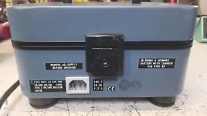 ROHDE & SCHWARZ BATTERY WYTH CHARGER 840.8900.02 pour Banc CMS 50 ,52,54, 56,57 - Imagen 1 de 6