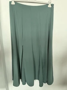 M&S Skirt Size 16P - Picture 1 of 14