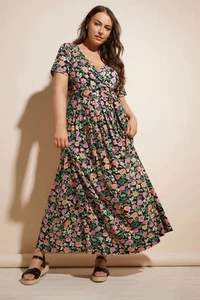 YOURS Plus Size Wrap Maxi Dress - Picture 1 of 8