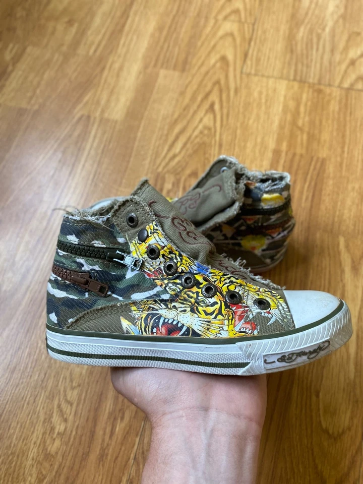 Ed Hardy Kids Unisex US Sz 2 Eur 33 Canvas High Top Shoes - Image 1 of 4