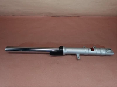 Suspensión horquilla delantera izquierda rendimiento Yamaha FZ6-S FZ6S FZ6 FZ600 2004-2009 Foto 1 de 4