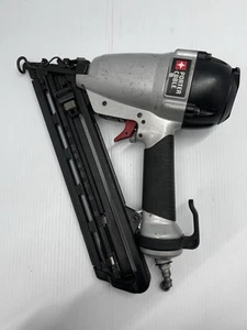 Porter-Cable DA250C 15-Gauge Pneumatic 2-1/2 in 34 Degree Angled Nailer 120 PSI - Picture 1 of 11