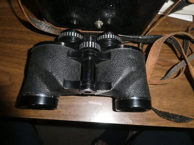 Rare Vintage Tasco 7X35 Feather Weight No 118 Binoculars & Extras - Image 1 of 4