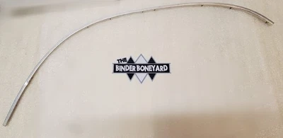 原始设备制造商 72 - 75 国际 IH 拾音器 Travelall 前挡泥板轮屋装饰 — 第 1/4 张图片