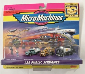 1996 Micro Machines #38 Public Servants Galoob 75030 Garbage Truck Snowplow NIP - Picture 1 of 5