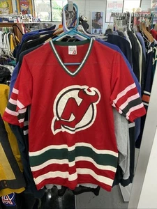 Pro Sport NHL New Jersey Devils Hockey Jersey Size L - Picture 1 of 6