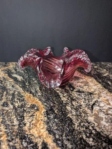 Ciotola cristallo Cranberry Swirl / Chalet Artistic Glass Company anni 60 - Foto 1 di 5