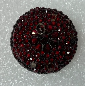 Victorian Bohemian 9 kt. Walzgold Granat Pin - Bild 1 von 4