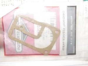 New OEM Briggs & Stratton 271025, 691873 Fuel Pump Gasket NOS BOX F - Picture 1 of 1