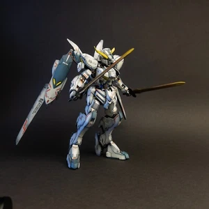 HG IBO Gundam Bael 1/144 custom built bemalt - Bild 1 von 5