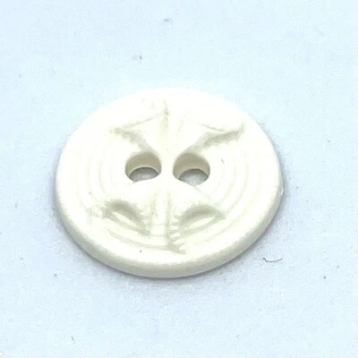 6pcs X 13.5  Ivory Cream 2 Hole Pressed Sail Image Round Shirt Dress Buttons - Image 1 of 3