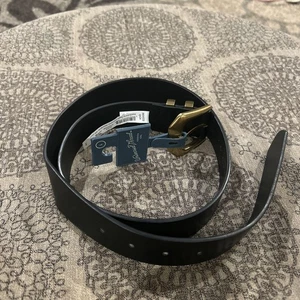 Universal Thread Damen Schwarz Gürtel Groß Neu mit Etikett Kunstleder Gold Schnalle - Bild 1 von 3