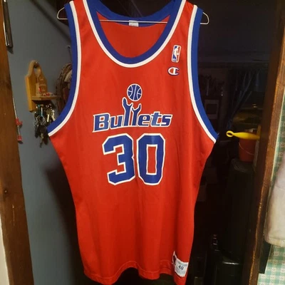 Camiseta vintage Champion Washington Bullets Rasheed Wallace tamanho 48 (comprimento do poço: 24") - Imagem 1 de 4