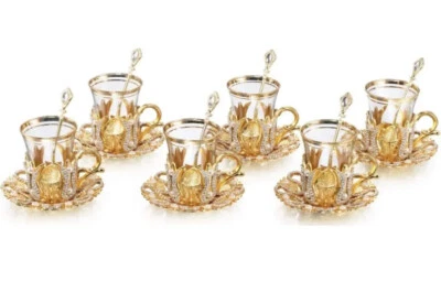 Juego de vasos de té turcos decorados con platillos porta cucharas cristales y perlas Foto 1 de 4