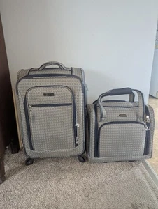 LONDON FOG SHEFFIELD II COLLECTION 15” & 20” LUGGAGE SET - Picture 1 of 16