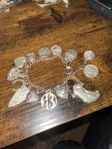 Vintage Silber Bettelarmband - 13 Charms - Herz, Stiefel, 13, Hufeisen - 44g - Bild 1 von 5