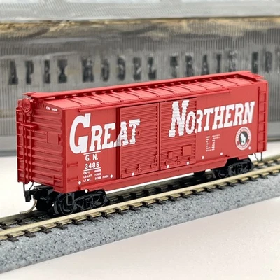 Micro-Trains N Scale 23220 Great Northern 40ft Double Door Std Boxcar GN 3486 - Image 1 of 4