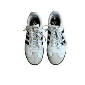 Adidas - Bild 1 von 4