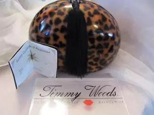 Cartera de madera de acacia Timmy Woods of Beverly Hills diseño clásico de leopardo - Imagen 1 de 9