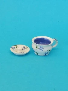 Candelabro de porcelana artesanal miniatura vintage para casa de muñecas y camberpot firmado  - Imagen 1 de 6