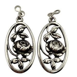 Vintage Avon Silberfarben Oval Rose Blume Anhänger Ohrring Charms für Pfosten - Bild 1 von 3