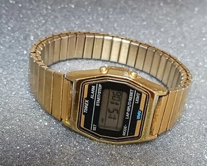 TIMEX Digital Dial Gold Tone Ladies Watch New Battery - Picture 1 of 5