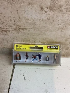 NOCH, #15565 HO GAUGE, 1:87 SCALE, CITY SCENES. MODEL RAILWAY FIGURES - Foto 1 di 3