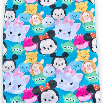 Disney Tsum Tsum Soft Fleece Travel Blanket with Kawaii Baby Characters 40 x 50" — 第 1/4 张图片