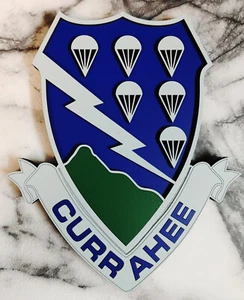 8" US Army 506th (Airborne) Infantry Regiment Insignia DUI Plaque "Currahee" - Picture 1 of 2