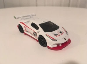 2018 Hot Wheels Loose White Lamborghini Huracan LP 620-2 Super Trofeo - Picture 1 of 6