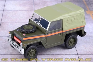Oxford Diecast 1:43 Land Rover Series II SWB RAF Police - Picture 1 of 8